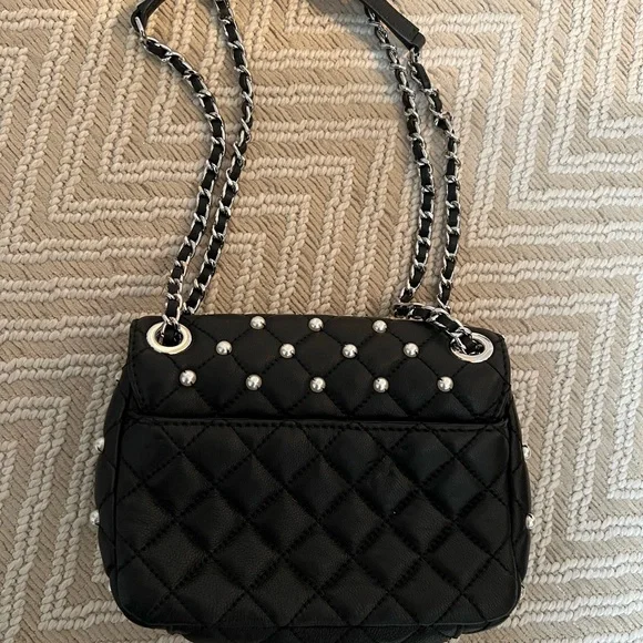 Michael Kors Quilted Leather Shoulder Bag with Pearl Accents Excellent condition - Picture 5 of 9
